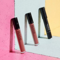 !!! MOODSTRUCK HOTTIE lip plumper - Younique (2 kleuren) (Nieuw 32€)