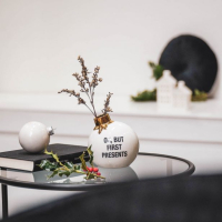 Kerstbal Vaas - OK, But First Presents - HouseVitamin