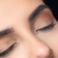 !!! Shadow palette 8 – Warm shades of orange, gold, and green (Nieuw 54€)