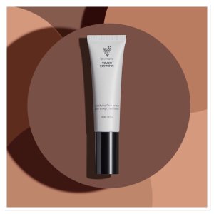 TOUCH GLORIOUS mattifying face primer