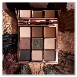 Shadow palette 10 - Nine cool shades for endless looks